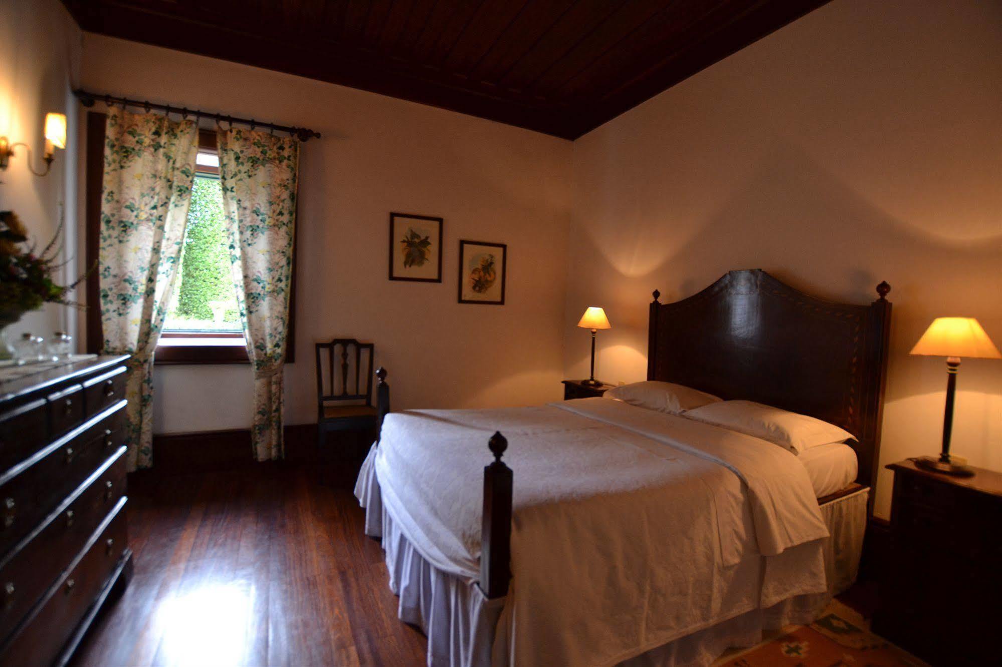 Casa Do Campo - Turismo De Habitacao Bed & Breakfast Селорику ди Бащу Екстериор снимка